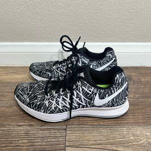 Nike Pegasus shoes size 5.5